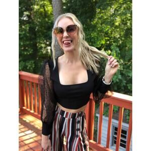 Ashton Puff Sleeve Crop Top-Black